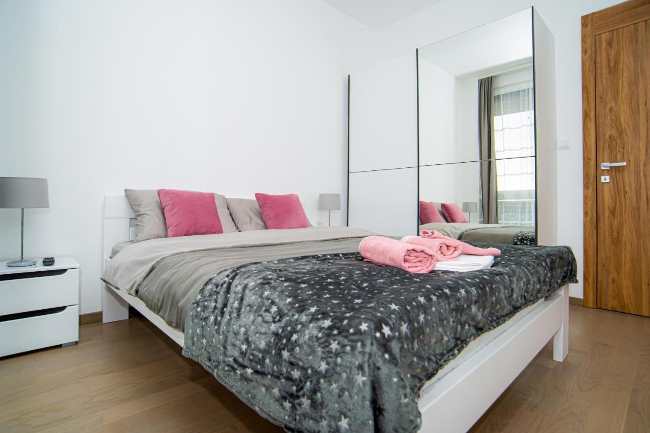 Lust Premium * Kragujevac