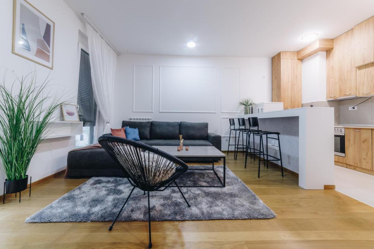 Lust Premium Apartment